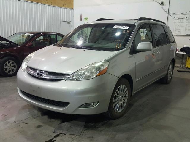 5TDZK22C97S096934 - 2007 TOYOTA SIENNA XLE SILVER photo 2