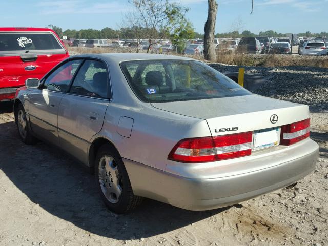 JT8BF28G410308289 - 2001 LEXUS ES 300 TAN photo 3