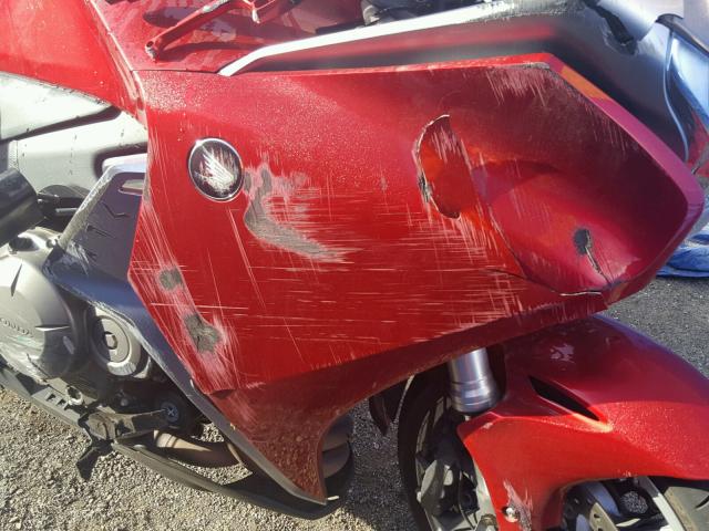 JH2SC6312AK000330 - 2010 HONDA VFR1200 F RED photo 9