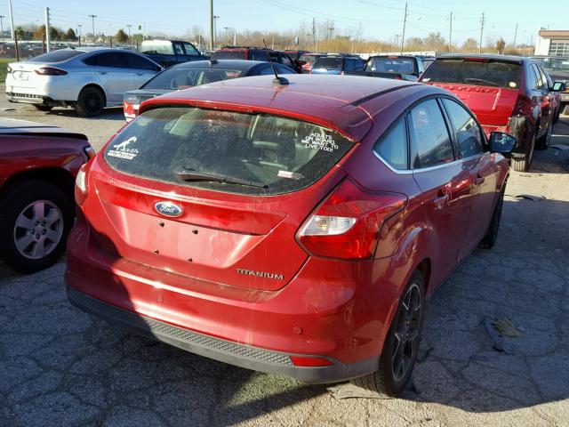 1FAHP3N20CL266587 - 2012 FORD FOCUS TITA RED photo 4