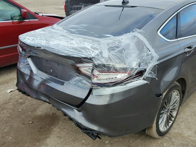 3FA6P0HR1DR253185 - 2013 FORD FUSION SE GRAY photo 9