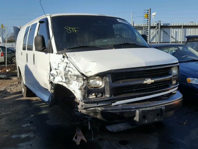 1GCGG25R511108316 - 2001 CHEVROLET EXPRESS G2 WHITE photo 1