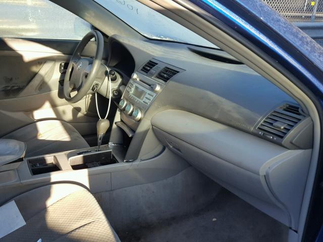 4T1BE46K99U350853 - 2009 TOYOTA CAMRY BASE BLUE photo 5