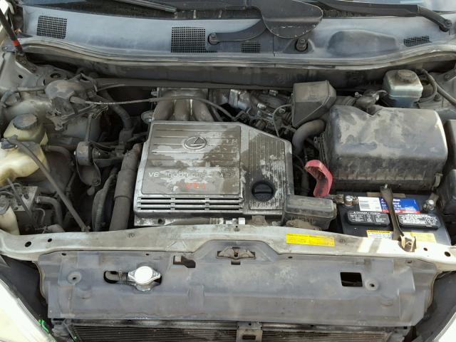 JTJGF10UX10085868 - 2001 LEXUS RX 300 SILVER photo 7