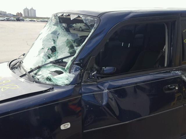 JTLKT334650195646 - 2005 TOYOTA SCION XB ლურჯი ფოტო 9