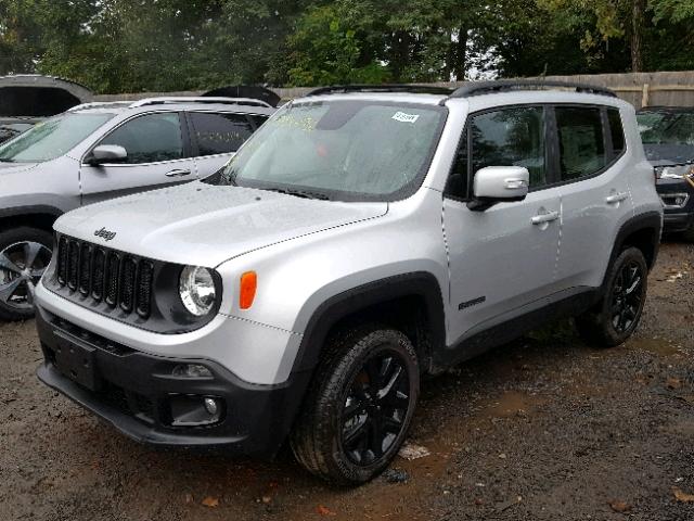 ZACCJBBB0JPG87612 - 2018 JEEP RENEGADE L SILVER photo 2