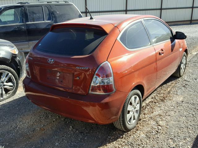 KMHCM36C88U094908 - 2008 HYUNDAI ACCENT GS RED photo 4