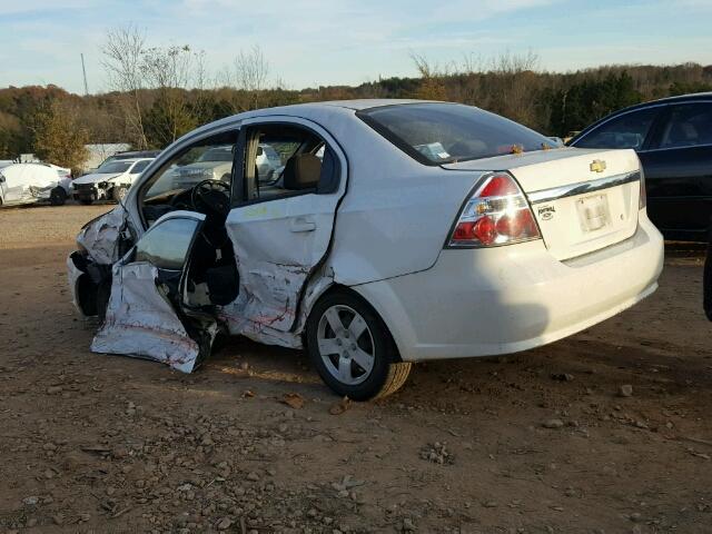 KL1TD56E49B374010 - 2009 CHEVROLET AVEO LS WHITE photo 3