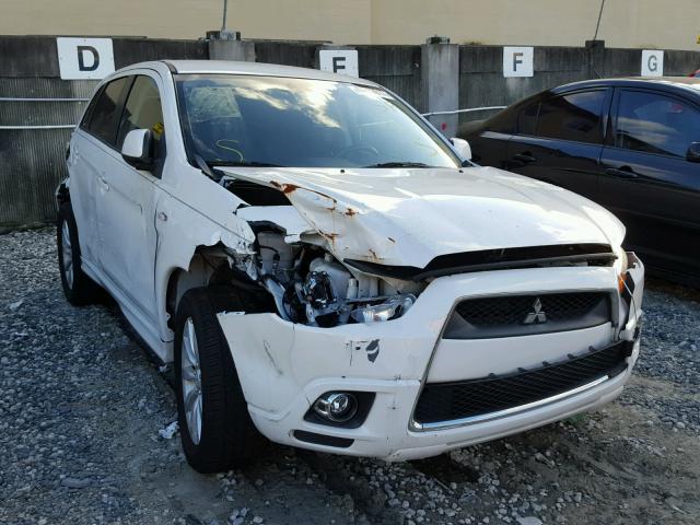 JA4AP4AU0BZ004910 - 2011 MITSUBISHI OUTLANDER WHITE photo 1