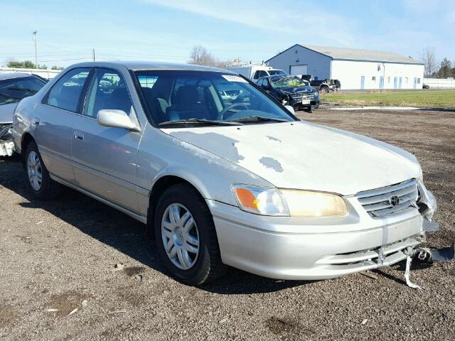4T1BF22KXYU109714 - 2000 TOYOTA CAMRY LE SILVER photo 1