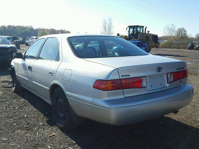 4T1BF22KXYU109714 - 2000 TOYOTA CAMRY LE SILVER photo 3