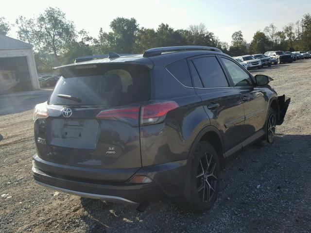 JTMJFREV6HJ119771 - 2017 TOYOTA RAV4 SE CHARCOAL photo 4