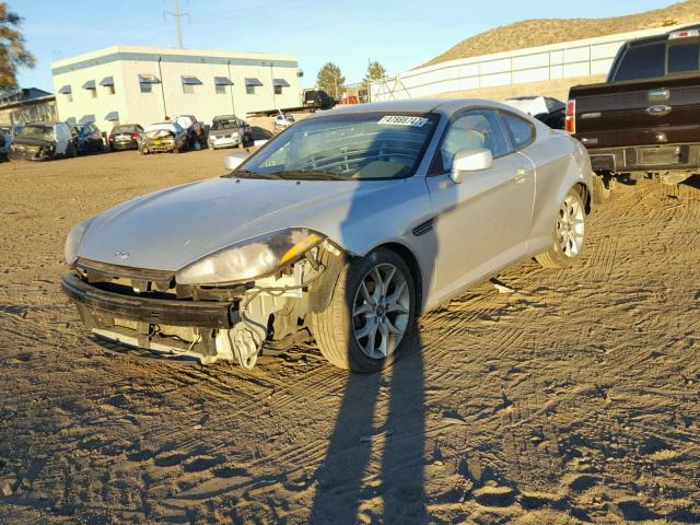 KMHHN66F98U267706 - 2008 HYUNDAI TIBURON GT SILVER photo 2