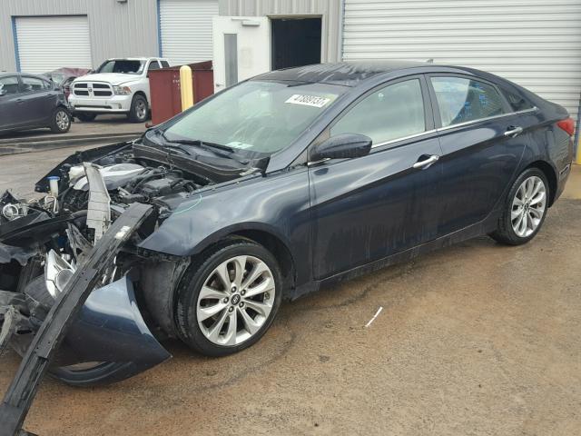 5NPEC4AB8BH317566 - 2011 HYUNDAI SONATA SE BLUE photo 2