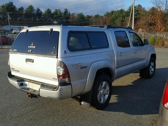 3TMLU4EN1BM069552 - 2011 TOYOTA TACOMA DOU SILVER photo 4