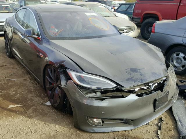 5YJSA1E40HF219495 - 2017 TESLA MODEL S GRAY photo 1