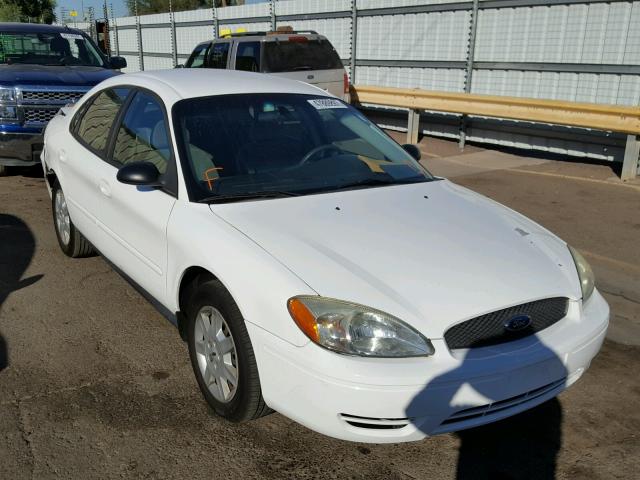 1FAFP53U87A192585 - 2007 FORD TAURUS SE WHITE photo 1