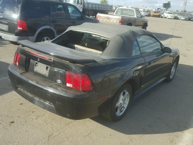 1FAFP44442F216319 - 2002 FORD MUSTANG BLACK photo 4