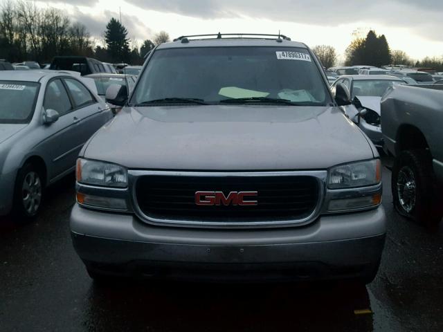 1GKEK13T84J274157 - 2004 GMC YUKON SILVER photo 9