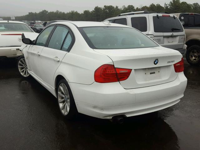 WBAPK7C53BA973084 - 2011 BMW 328 XI WHITE photo 3