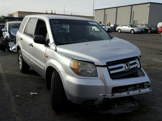 5FNYF28187B040428 - 2007 HONDA PILOT LX SILVER photo 1