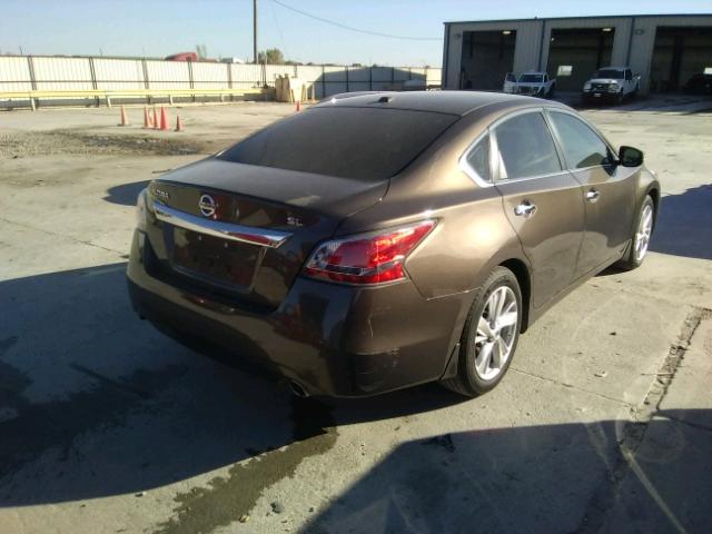 1N4AL3AP2FC147247 - 2015 NISSAN ALTIMA 2.5 BROWN photo 4