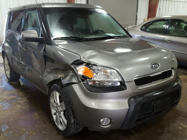 KNDJT2A22A7075122 - 2010 KIA SOUL + GRAY photo 1