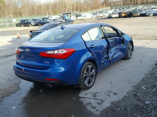 KNAFX4A88E5071097 - 2014 KIA FORTE EX BLUE photo 4