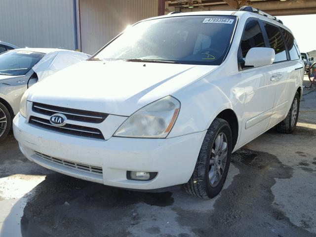 KNDMB233366049020 - 2006 KIA SEDONA EX WHITE photo 2