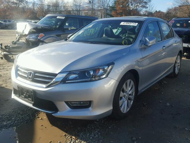 1HGCR2F82DA276399 - 2013 HONDA ACCORD EXL SILVER photo 2