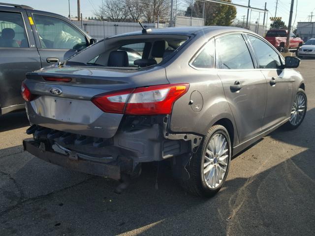 1FAHP3H20CL358293 - 2012 FORD FOCUS SEL GRAY photo 4