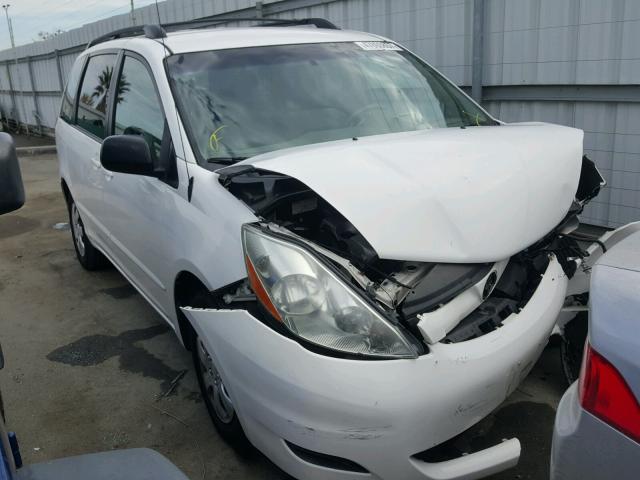 5TDZK23C37S025663 - 2007 TOYOTA SIENNA CE WHITE photo 1