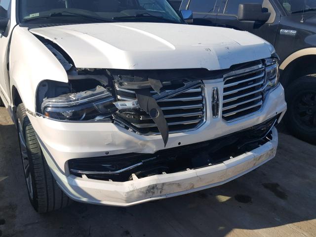 5LMJJ2HT5FEJ06167 - 2015 LINCOLN NAVIGATOR Biały zdjęcie 9
