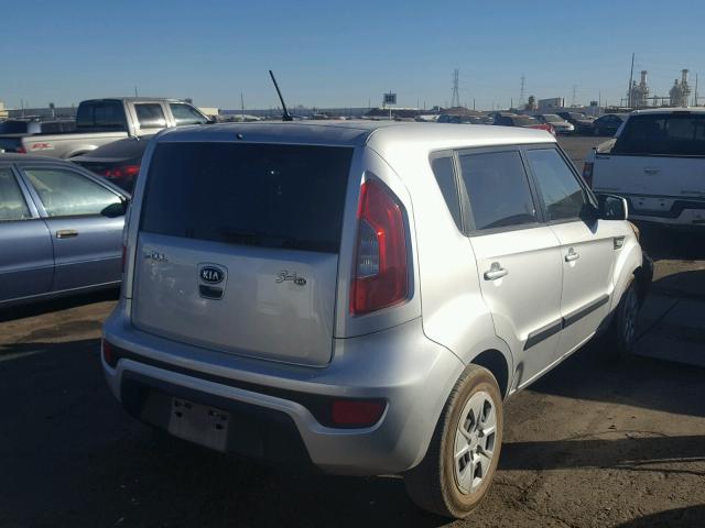 KNDJT2A59C7388715 - 2012 KIA SOUL SILVER photo 4