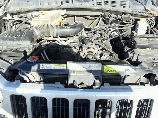 1J8GL48K17W643833 - 2007 JEEP LIBERTY SP SILVER photo 7