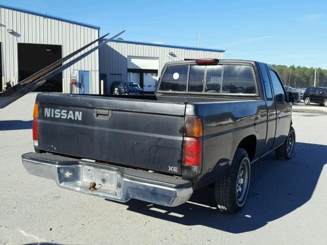 1N6SD16S5RC405825 - 1994 NISSAN TRUCK KING BLACK photo 4