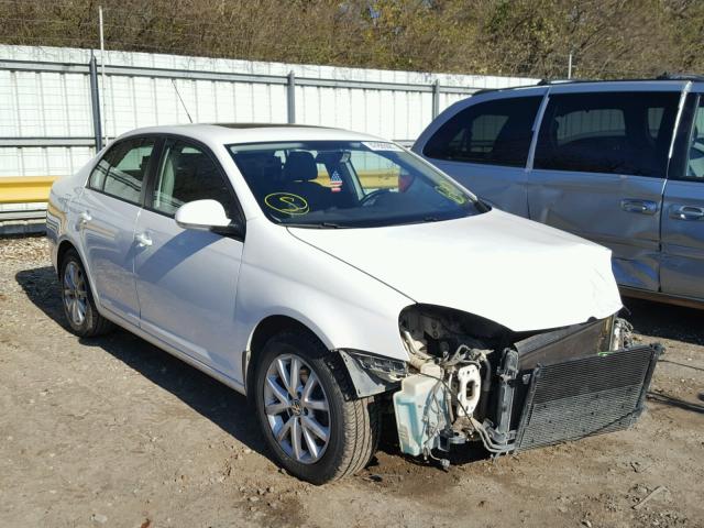3VWRZ7AJ3AM140472 - 2010 VOLKSWAGEN JETTA SE 白色 照片 1