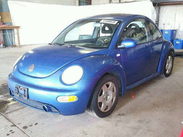 3VWCS21C91M424235 - 2001 VOLKSWAGEN NEW BEETLE 蓝色 照片 2
