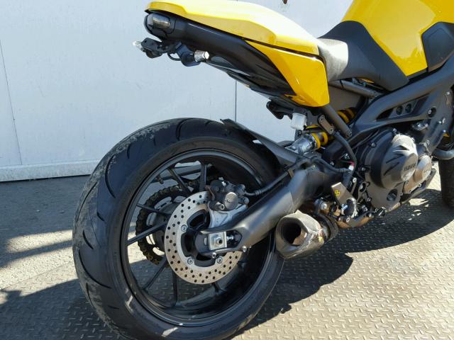 JYARN33Y4FA001663 - 2015 YAMAHA FZ09 C YELLOW photo 9