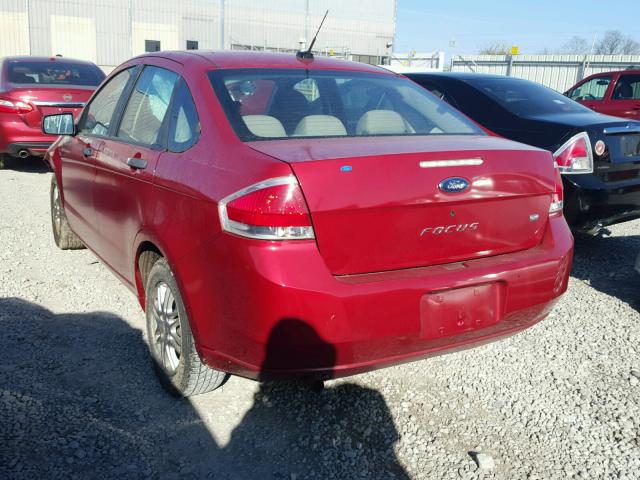 1FAHP35NX9W170354 - 2009 FORD FOCUS SE RED photo 3