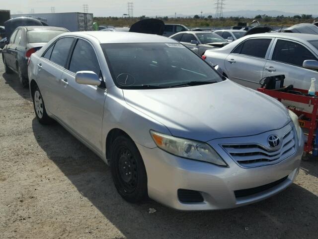 4T1BF3EKXBU129695 - 2011 TOYOTA CAMRY BASE SILVER photo 1