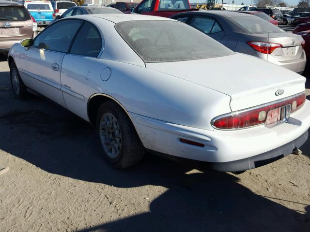 1G4GD221XS4721597 - 1995 BUICK RIVIERA WHITE photo 3