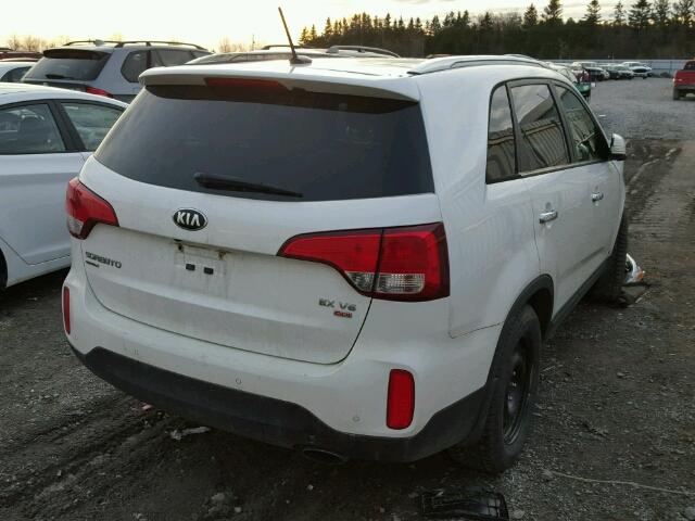 5XYKUDA74EG513897 - 2014 KIA SORENTO EX WHITE photo 4