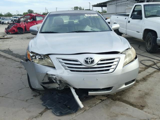 JTNBE46K973040575 - 2007 TOYOTA CAMRY NEW SILVER photo 9