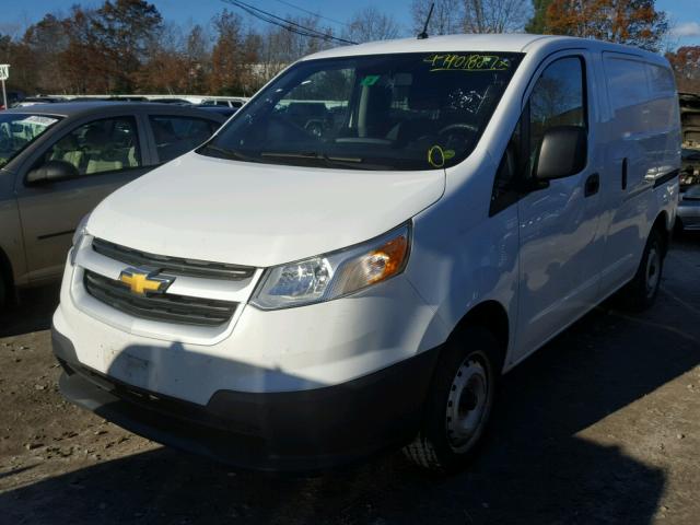 3N63M0YN3FK705021 - 2015 CHEVROLET CITY EXPRE WHITE photo 2