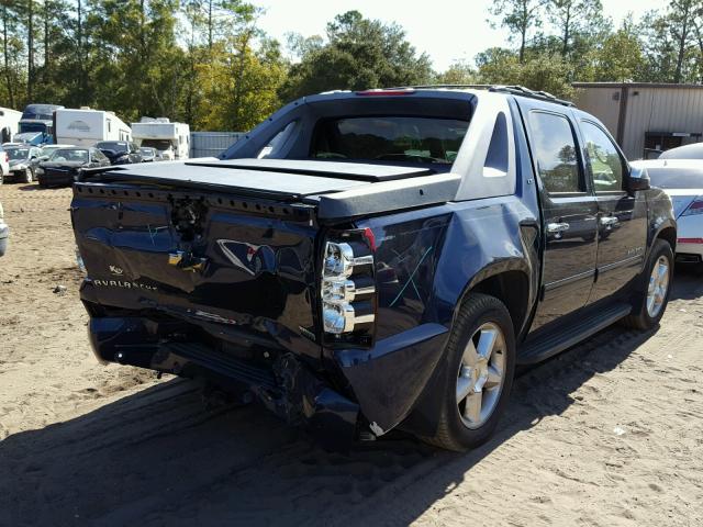 3GNNCFE03AG142467 - 2010 CHEVROLET AVALANCHE BLUE photo 4