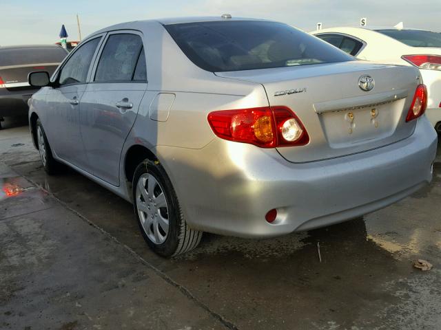 1NXBU4EE1AZ298587 - 2010 TOYOTA COROLLA BA SILVER photo 3