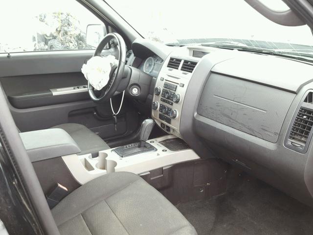 1FMCU93769KD08902 - 2009 FORD ESCAPE XLT BLACK photo 5