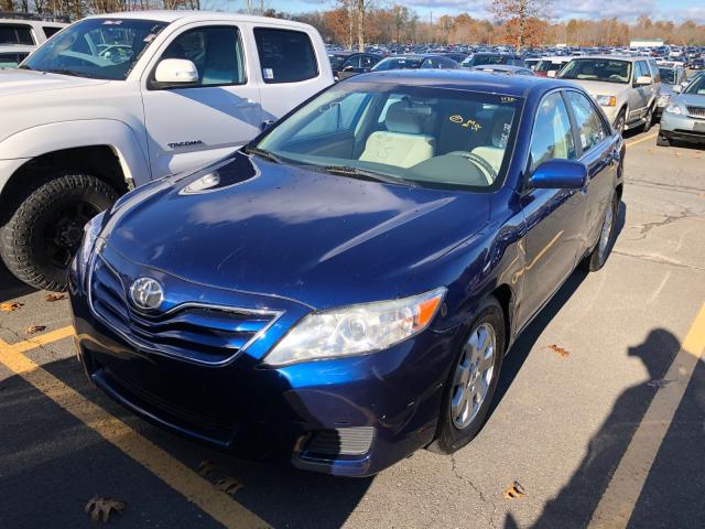 4T1BF3EK9BU684203 - 2011 TOYOTA CAMRY BASE BLUE photo 2