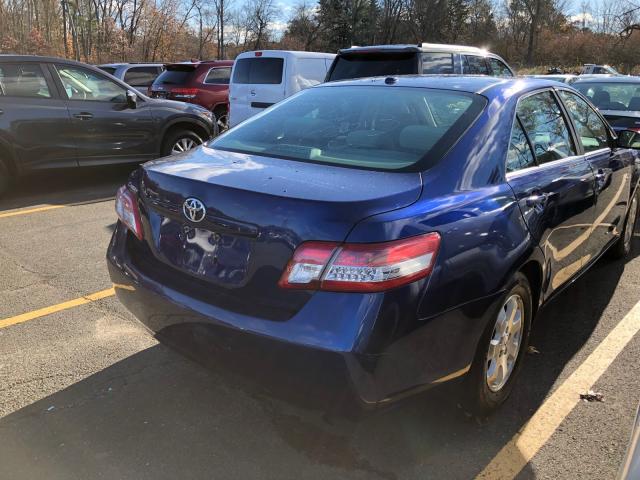 4T1BF3EK9BU684203 - 2011 TOYOTA CAMRY BASE BLUE photo 4